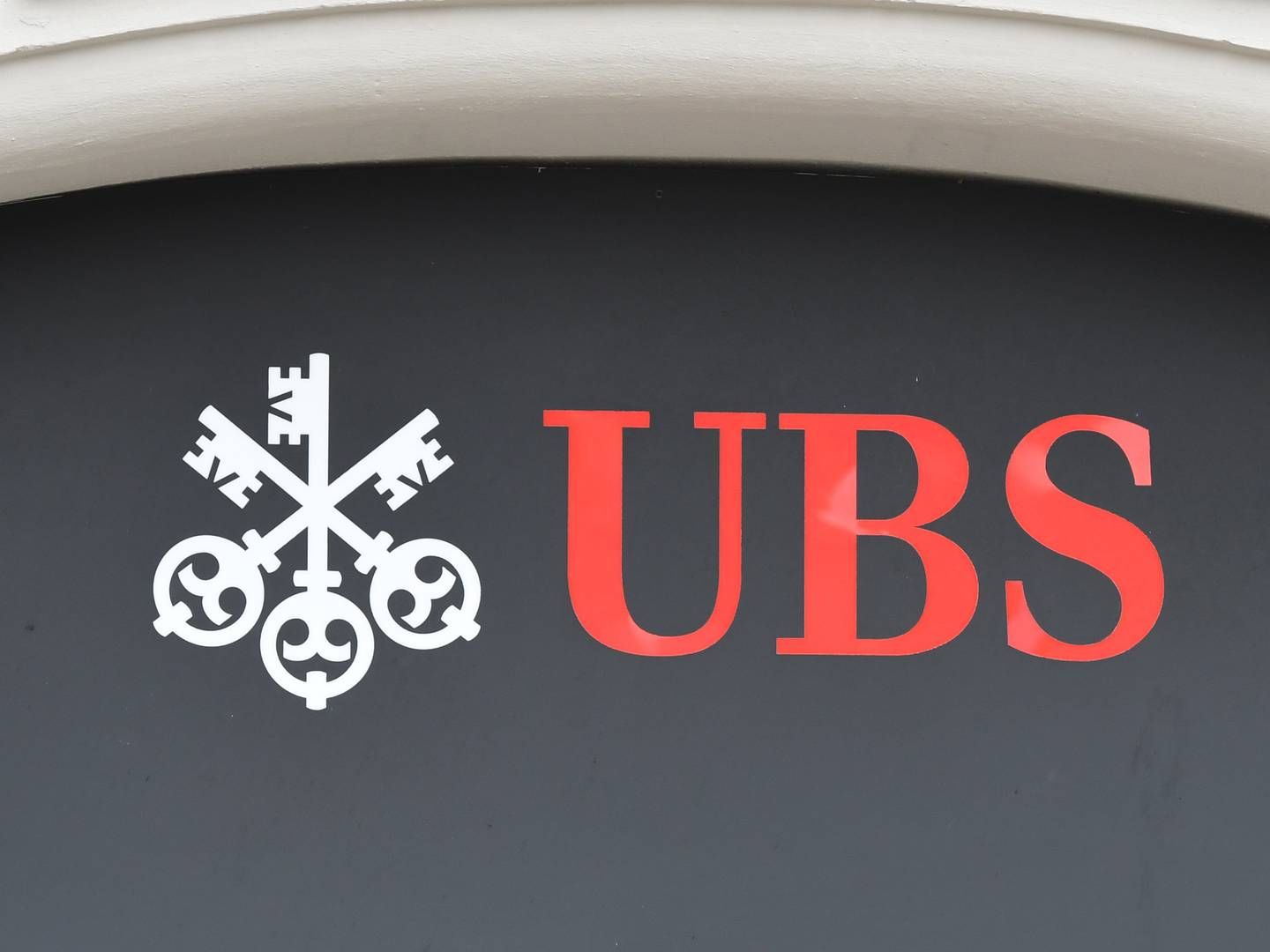 UBS-Logo an einer Bankfiliale in Altdorf im Kanton Uri. | Photo: picture alliance / Winfried Rothermel | R3169 Winfried Rothermel