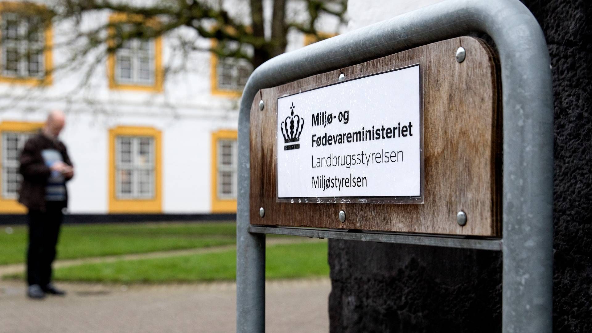 Miljøstyrelsens indgang ved slottet Augustenborg i Sønderborg. | Foto: Finn Frandsen
