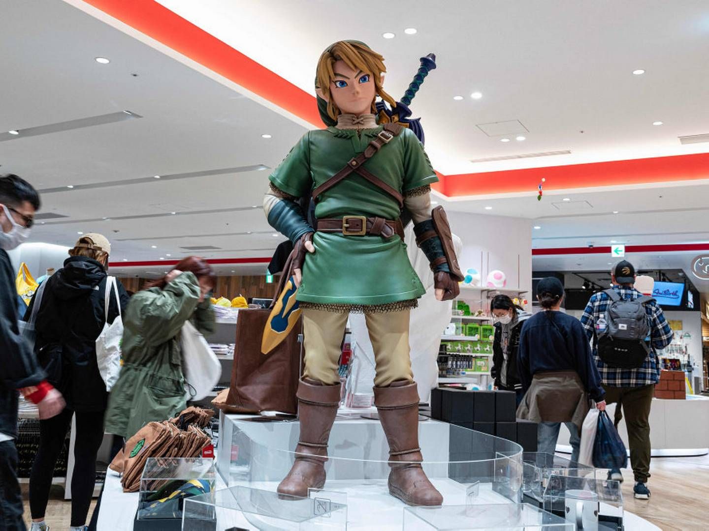 Normalt er det Link, som ses på billedet, der er hovedperson i Zelda-spillene. Men i næste version af spillet får man for første gang mulighed for at gå på eventyr med prinsesse Zelda. (Arkivfoto). | Foto: Richard A. Brooks/Ritzau Scanpix
