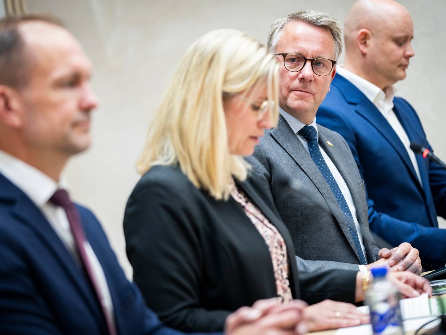 Erhvervsminister Morten Bødskov (S) (nr. to fra højre) er enig i, at "en fælles digital aldersgrænse er vejen frem" – men kun en del af løsningen, når det gælder unges sikkerhed på nettet. (ARKIV) | Foto: Ida Marie Odgaard