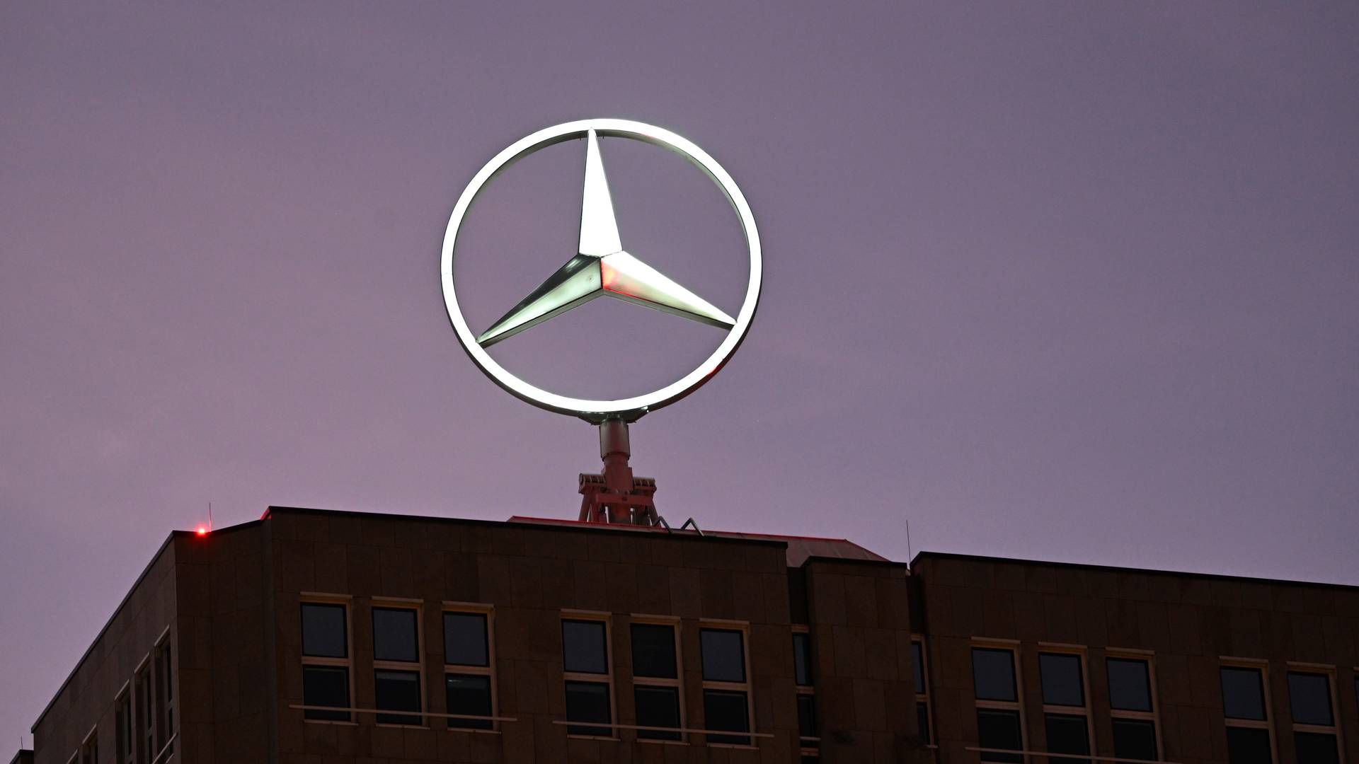 Mercedes-Benz kom ud af 2023 med et resultat i Danmark på 447 mio. kr. før skat. | Foto: Bernd Wei'brod/AP/Ritzau Scanpix