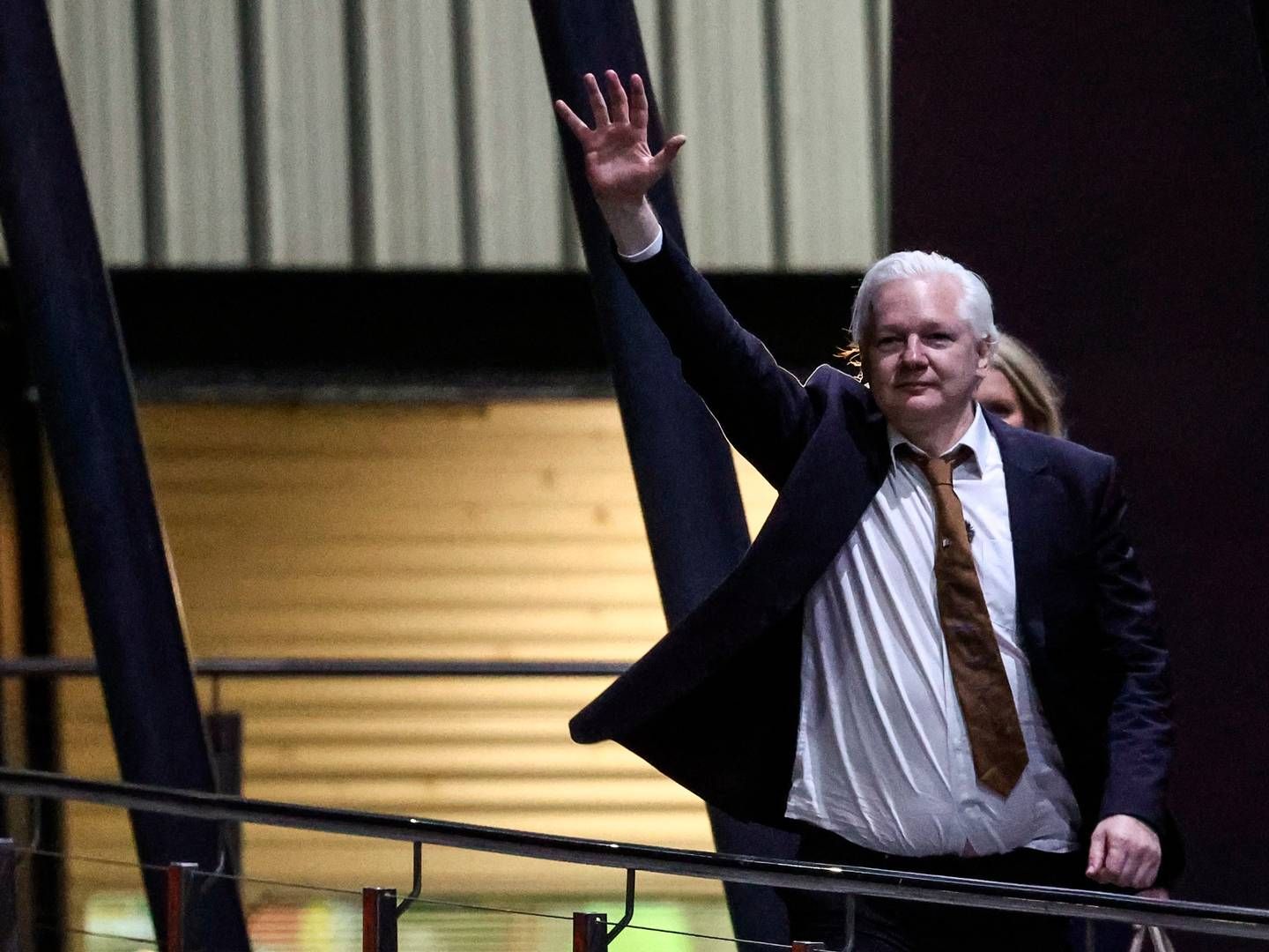 WikiLeaks-stifteren Julian Assange landede i dag med et fly i Australiens hovedstad, Canberra. | Foto: David Gray