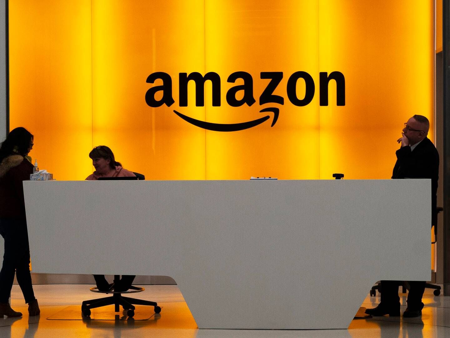 Amazon stiger på børsen samtidig med oplysningerne om, at koncernen barsler med ny sektion. | Foto: Mark Lennihan/AP/Ritzau Scanpix