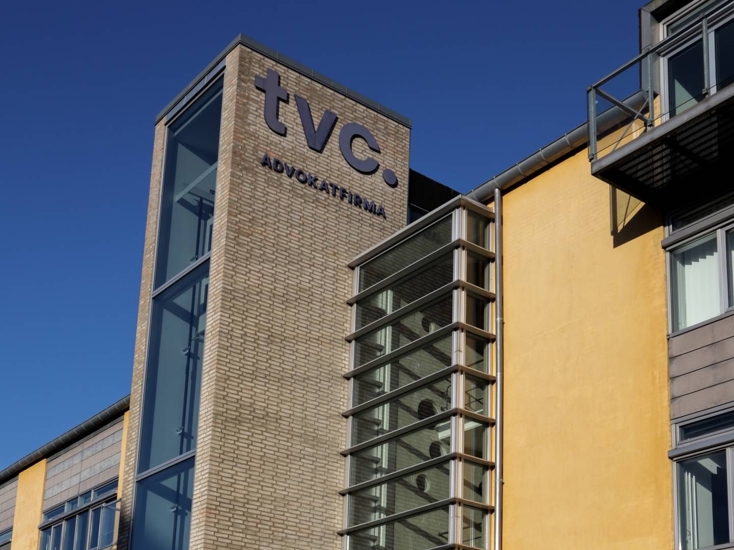 Dreiststorgaards tropper i Aarhus har siden efteråret 2022 boet hos TVC Advokatfirma her i bydelen Åbyhøj. | Foto: TVC Advokatfirma / PR