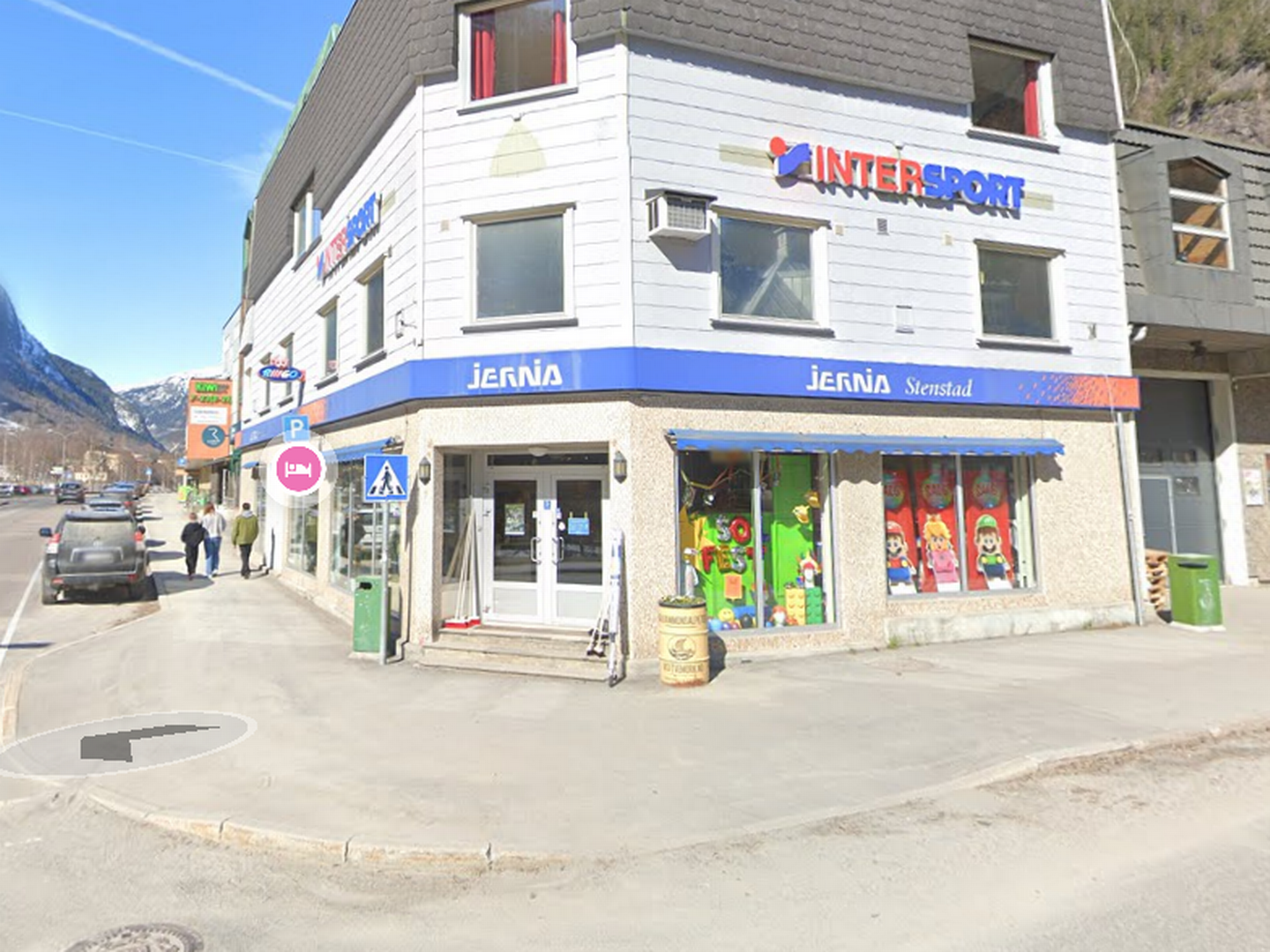 De lokale butikkeierne har byttet kjedetilhørighet. | Foto: Google Street View