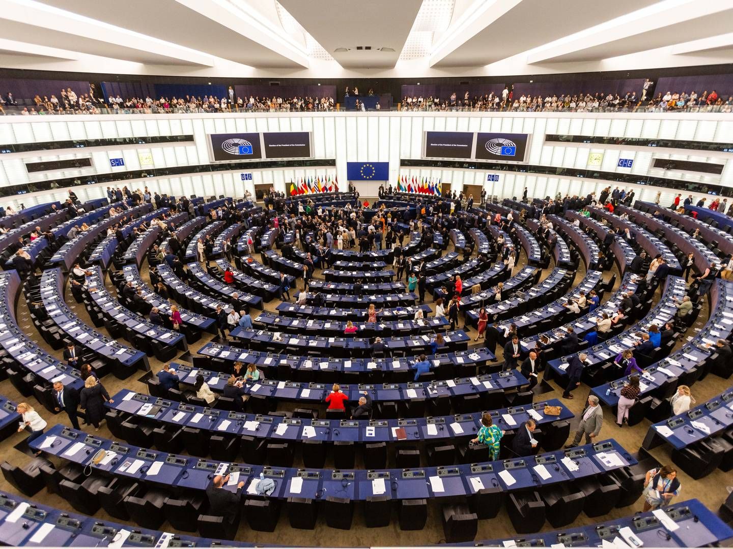 Das neue EU-Parlament - hier bei der Wahl der Kommissionspräsidentin | Foto: picture alliance/dpa | Philipp von Ditfurth