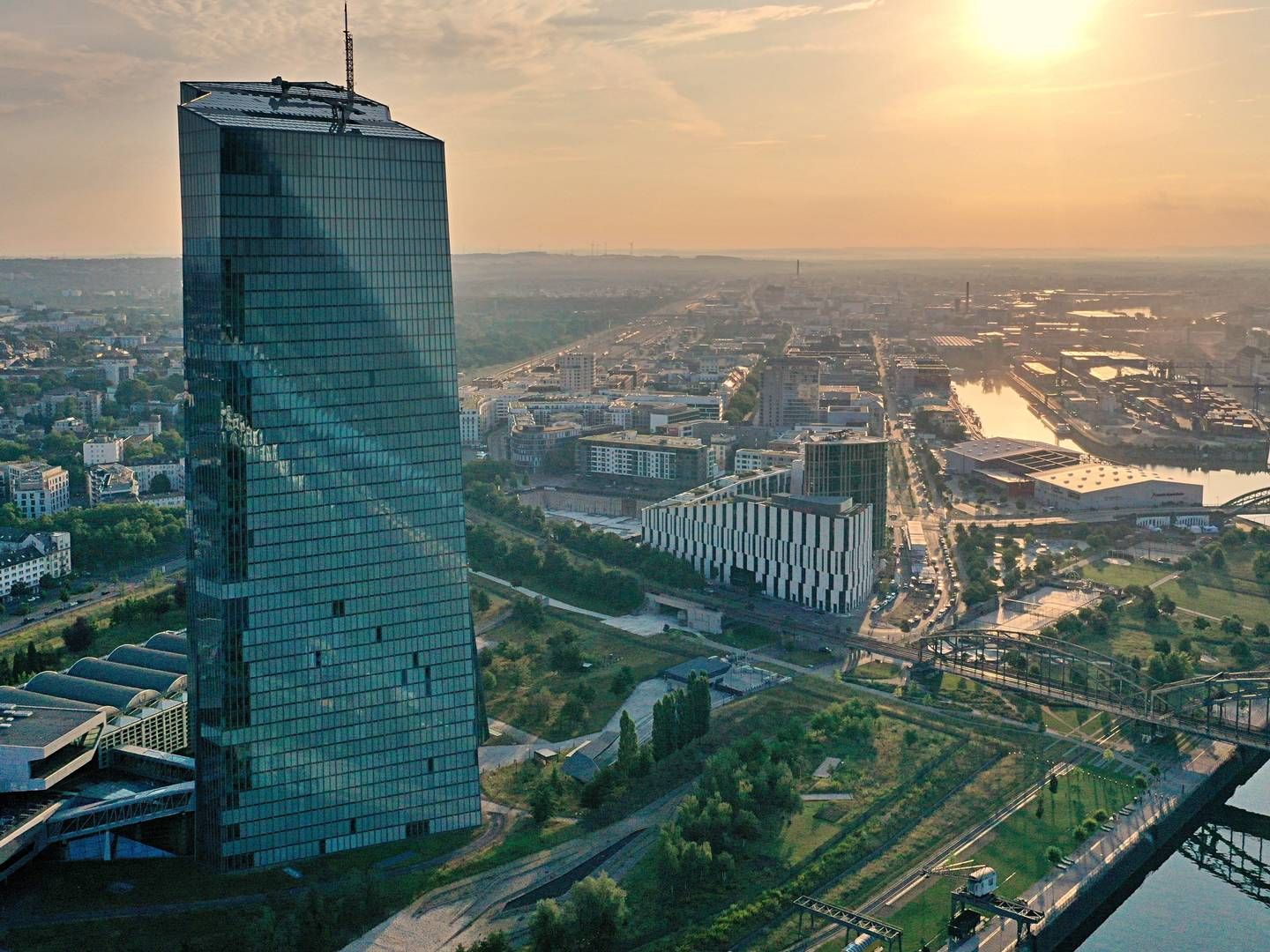 Ist offenbar über das Forderungsziel hinausgeschossen: die EZB. | Foto: picture alliance / Daniel Kubirski | Daniel Kubirski