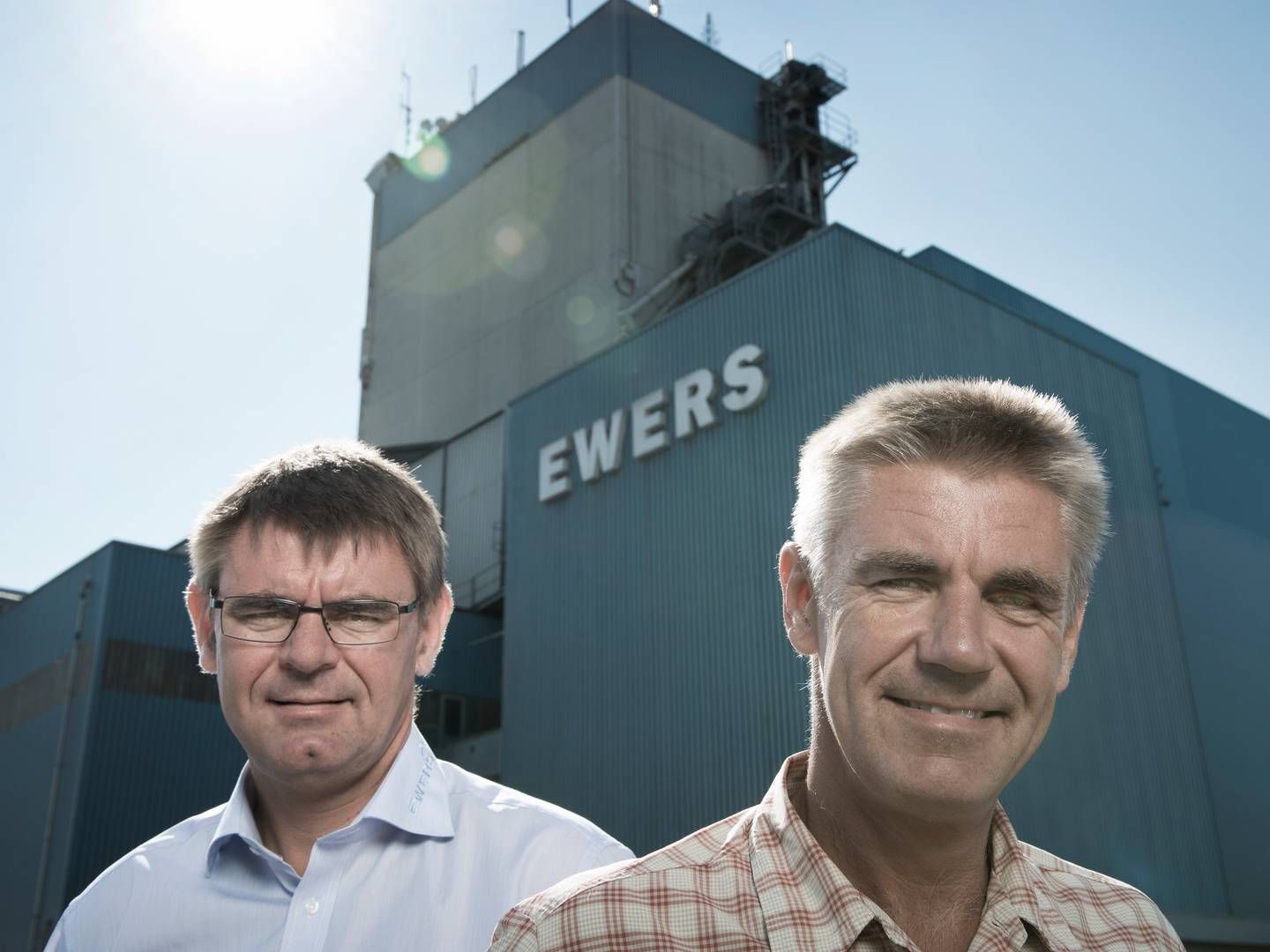 Brødrene Hans Otto og Claus Ewers har drevet grovvareselskabet sammen siden 1998. | Foto: Joachim Ladefoged