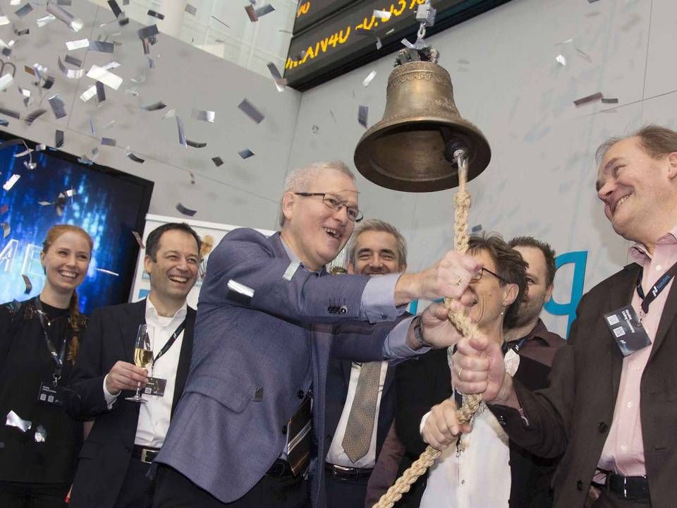 Stifter og adm. direktør Ole Thastrup ringede med klokken, da 2curex blev børsnoteret på First North i Stockholm i november 2017. | Foto: Nasdaq