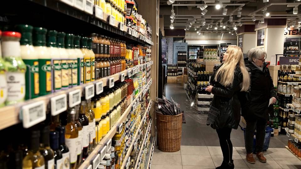 Discountkæderne sidder nu samlet på over 40 pct. af salget i dansk dagligvarehandel.