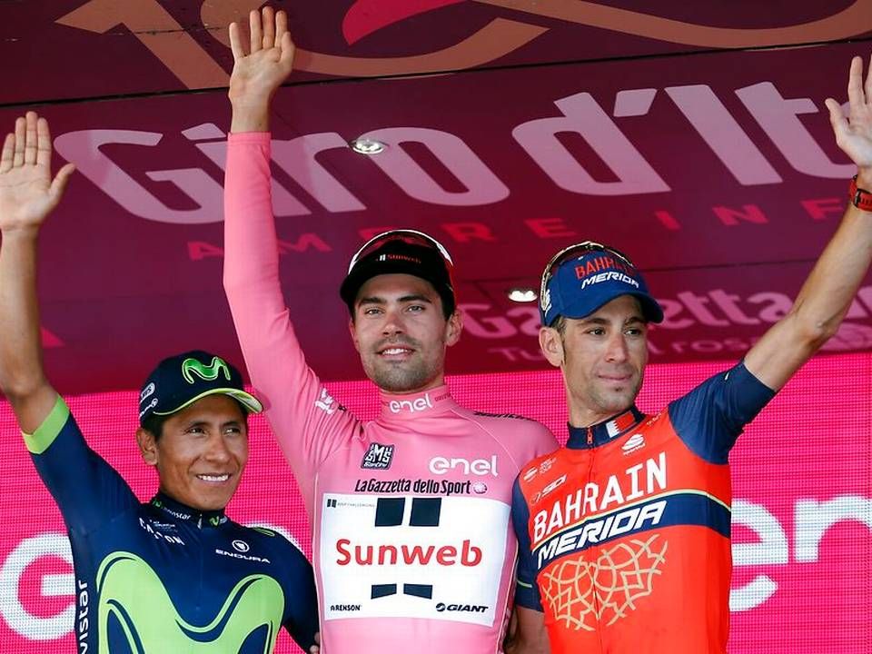 Tom Dumoulin (i midten) vandt sidste års udgave af Giro d'Italia foran Nairo Quintana (tv) og Vincenzo Nibali (th). | Foto: Ritzau Scanpix/AP/Antonio Calanni