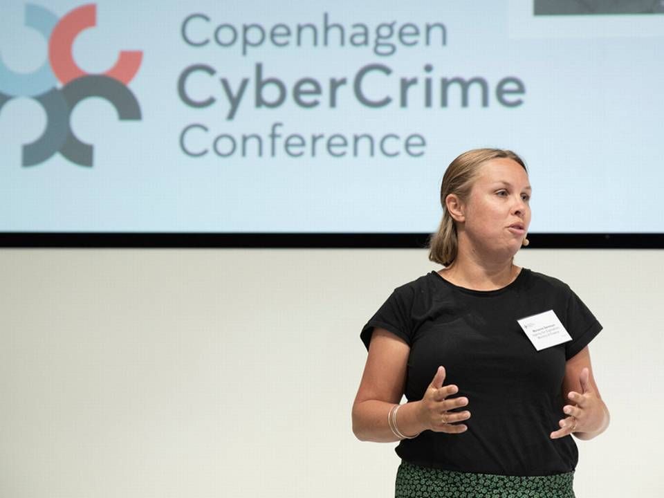 Marianne Sørensen, Vicedirektør i Digitaliseringsstyrelsen, da hun talte ved Copenhagen Cyber Crime Conference. | Foto: Peter Fallesen, DI