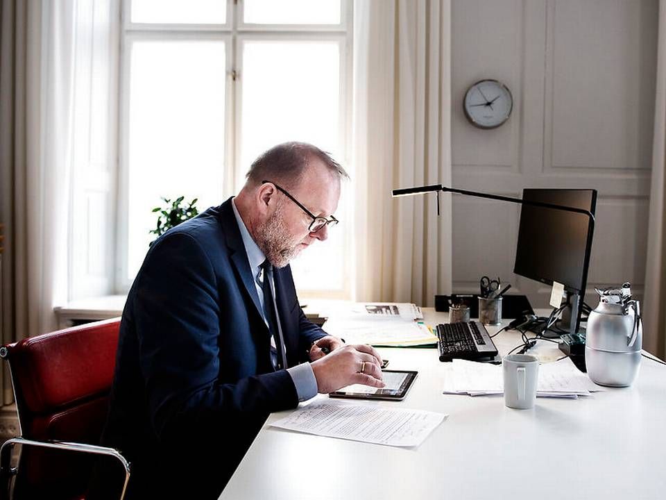 Klimaminister Lars Christian Lilleholt (V) fremhævede i sidste uge, at han hellere vil bruge penge på at fremme infrastruktur frem for at sænke afgifterne. | Foto: Liselotte Sabroe/Ritzau Scanpix