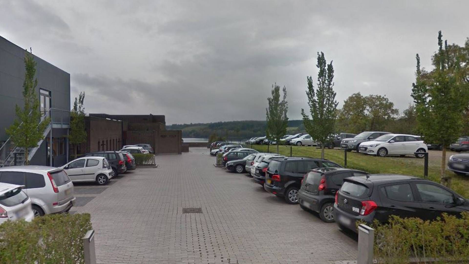 Bestsellers kontorbyggeri i Skanderborg på Stilling Kirkevej. | Foto: Google Maps
