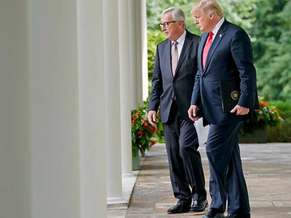EU-Kommissionens præsident, Jean-Claude Juncker, mødtes i juli sidste år med USa's præsident Trump, hvor de blev enige om rammerne for en ny handelsaftale. Nu kan forhandlingerne imidlertid trække ud. | Foto: Ritzau Scanpix/AP