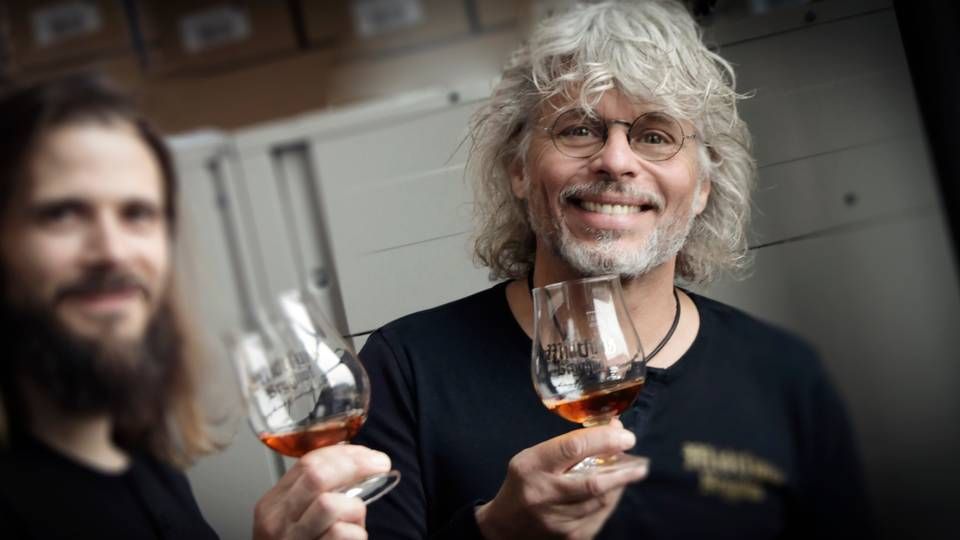 Eddie Szweda adm. direktør og ejer af Midtfyns Bryghus turnerer Danmark rundt på 12. år med ølsmagning og standup.