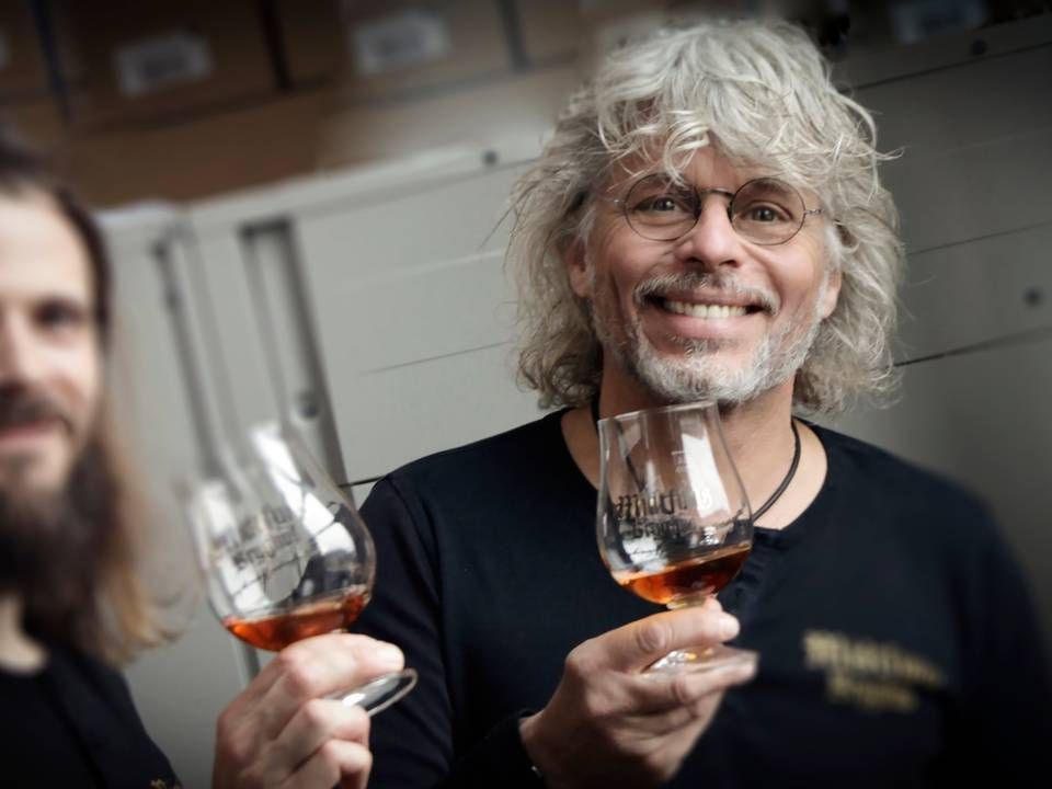 Eddie Szweda adm. direktør og ejer af Midtfyns Bryghus turnerer Danmark rundt på 12. år med ølsmagning og standup.