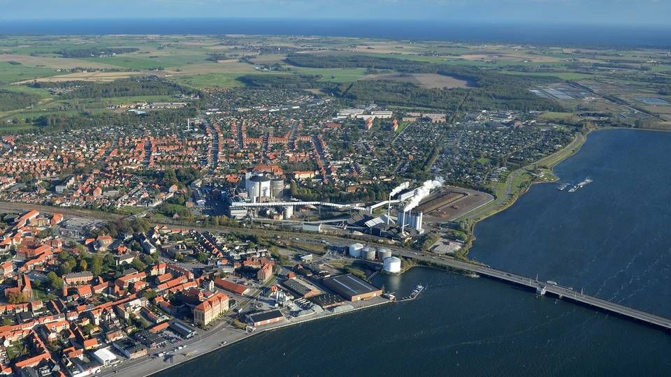 Guldborgsund Kommune med hovedbyen Nykøbing Falster er blandt de kommuner, der vil sagsøge staten. | Foto: Colourbox.