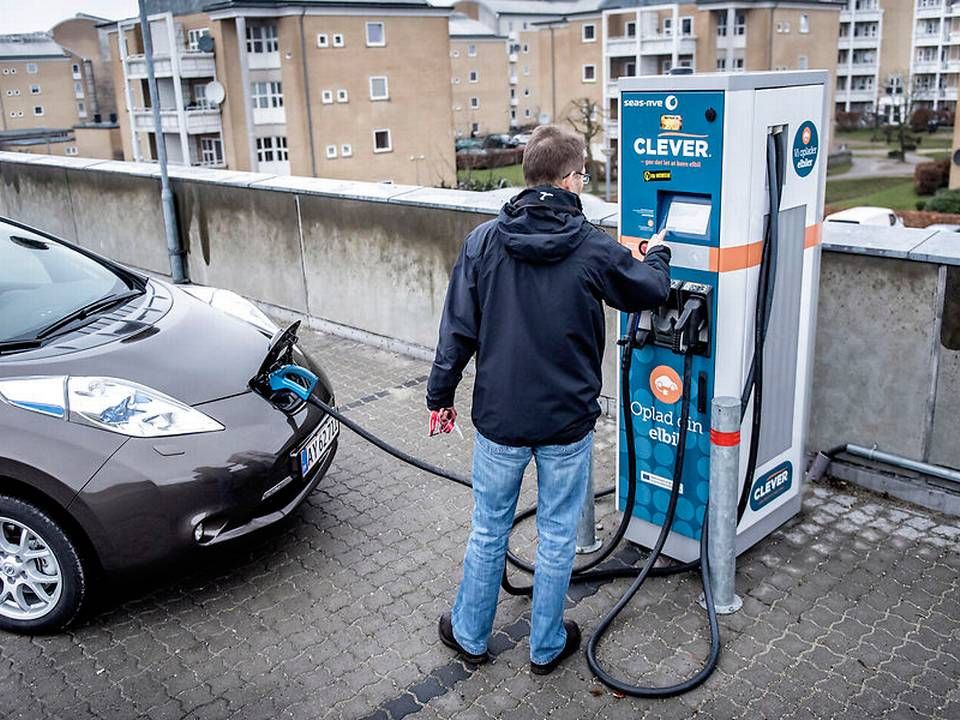 Afgiften på elbiler forventes at komme til forhandling, når regeringen til efteråret fremlægger en klimaplan. | Foto: Thomas Lekfeldt/Ritzau Scanpix