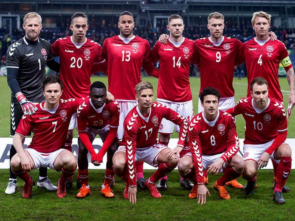 Det danske fodboldlandshold, her fra kampen mod Wales i forrige uge, har endnu ikke kvalificeret sig til EM i 2020, som NENT og DR har sikret sig rettighederne til. | Foto: Ritzau Scanpix/Liselotte Sabroe