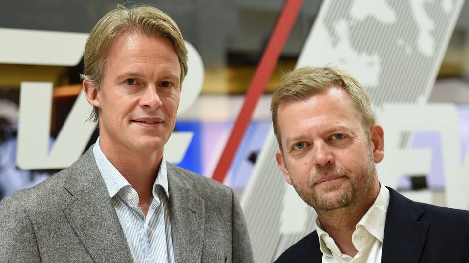 Stig Møller Christensen, salgsdirektør, TV 2 (tv), og Ulf Lund, adm. direktør, Boxer. | Foto: PR/TV 2
