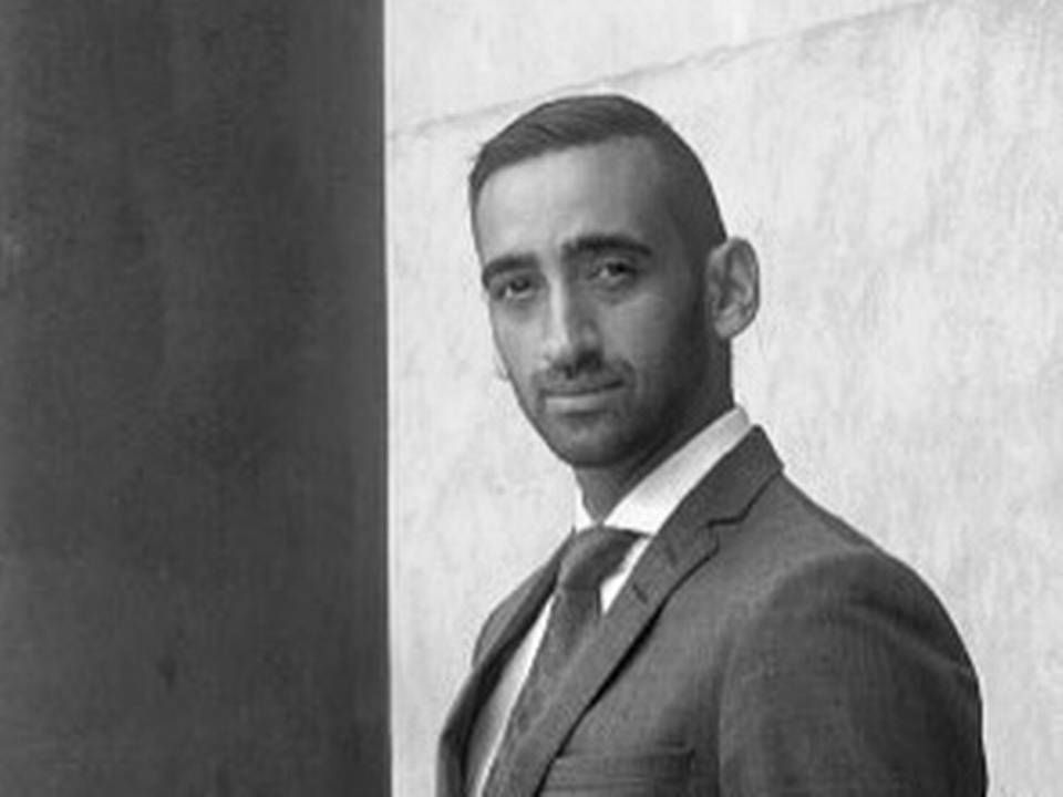 Nima Nabipour har startet sit eget advokatfirma og har travlt med at komme på plads som selvstændig