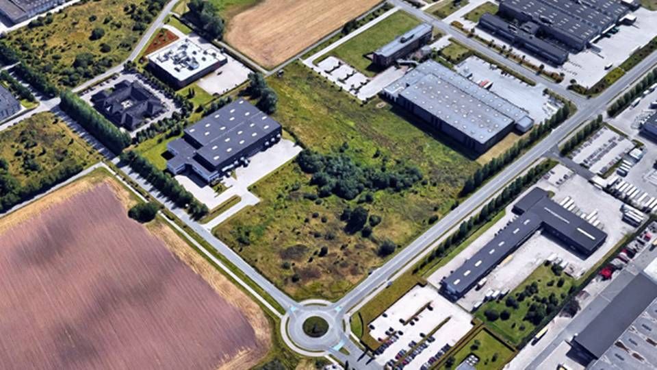 Grunden, der skal bebygges er det grønne område i på billedet, som er en del af Høje Taastrup Erhvervsområde. | Foto: Google Maps.