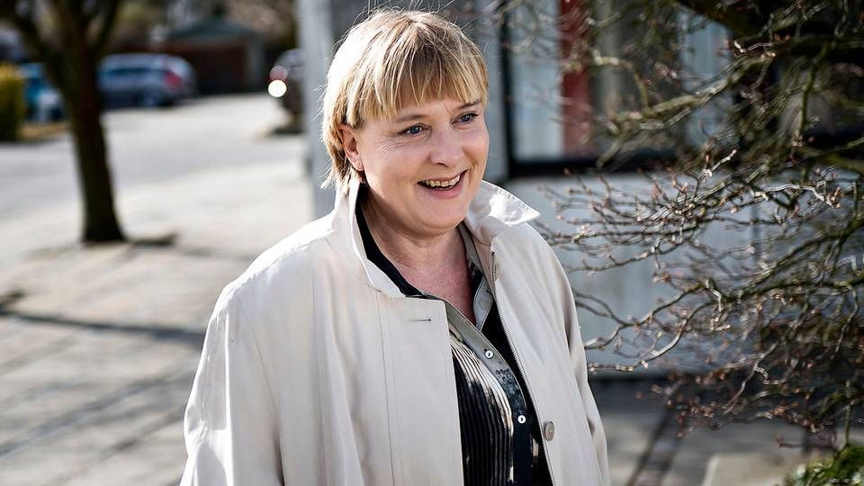 Winnie Jensen ankommer til Skattesagskommissionen tirsdag d. 9. april 2013, hvor hun skal afhøres som daværende fagdirektør i SKAT. | Foto: Torkil Adsersen/Scanpix 2013