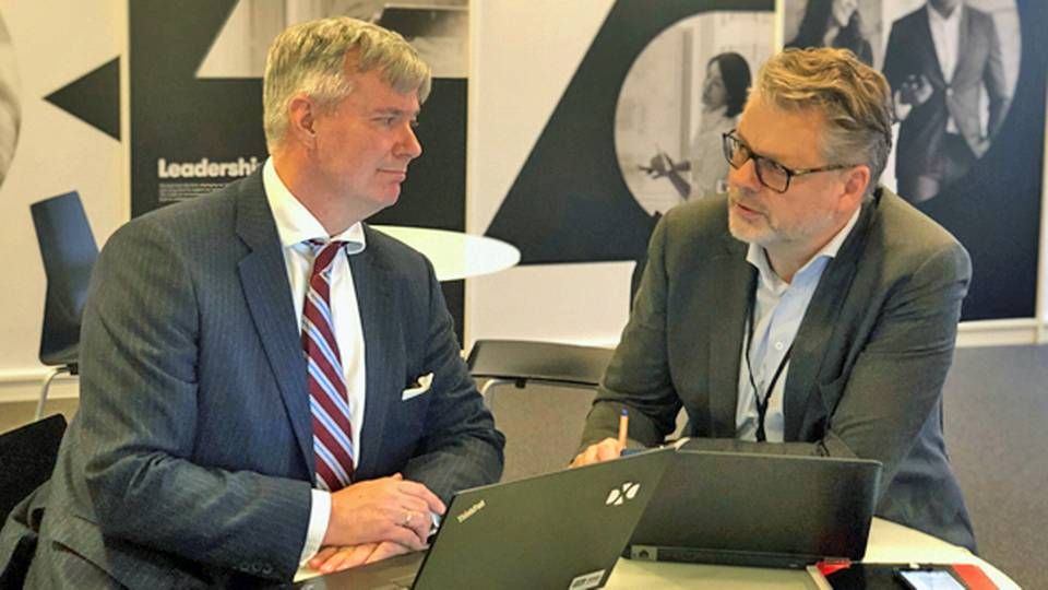 Peter Winther-Schmidt, adm. direktør i DXC Technology (tv.) og Kim Hyldig, Business Development Director i Worldline. | Foto: PR
