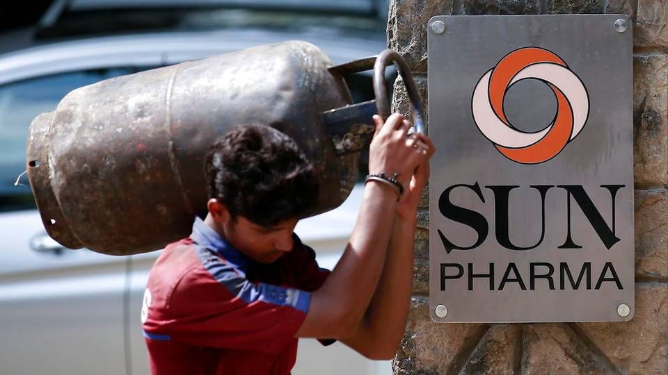 Det indiske medicinalselskab Sun Pharma har opdaget forurening med mikroskopiske glasstykker i et af sine lægemidler. | Foto: Ritzau Scanpix/Reuters/Danish Siddiqui