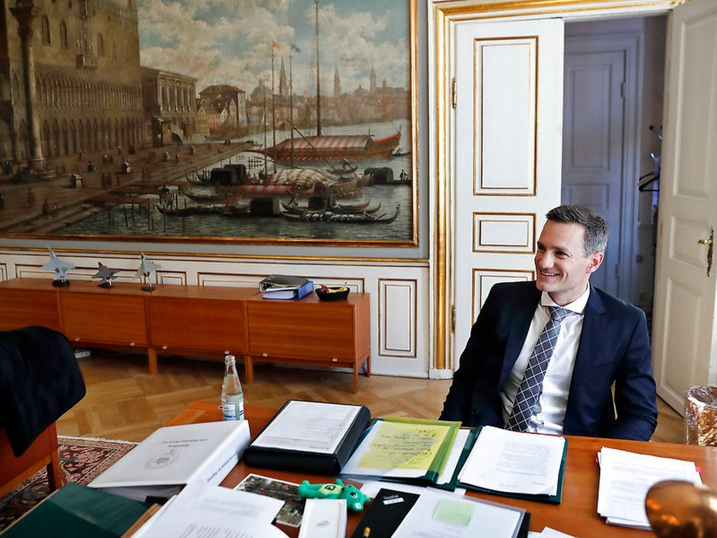 Erhvervsminister Rasmus Jarlov vil i løbet af nogle uger præsentere et udspil, som skal fjerne administrative byrder for erhvervslivet. | Foto: Jens Dresling/Ritzau Scanpix