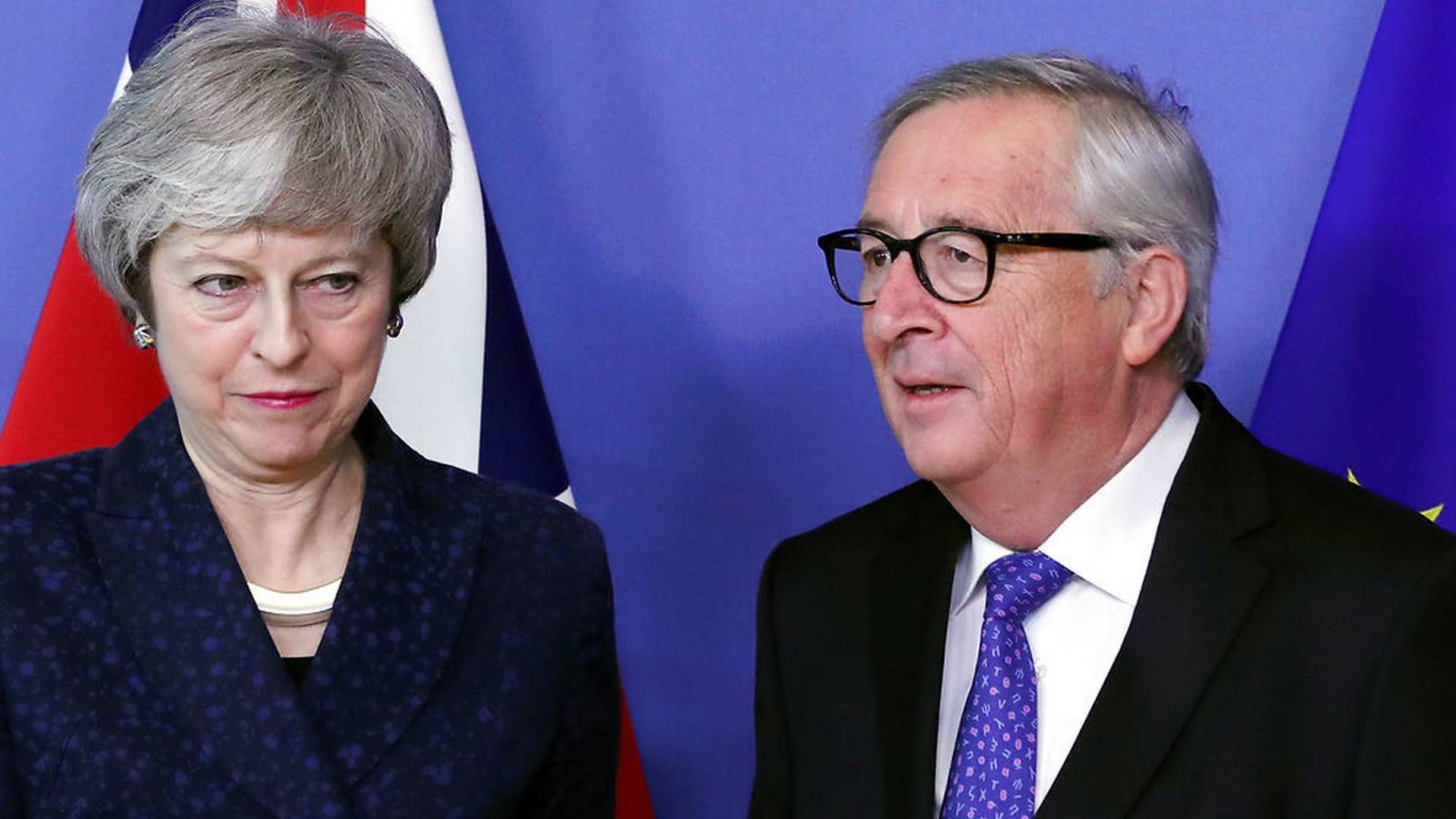Storbritanniens premierminister, Theresa May, og Jean-Claude Juncker, formand for EU-Kommissionen. | Foto: Ritzau Scanpix/REUTERS/Yves Herman