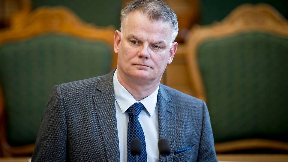 Christian Langballe, kirkeordfører for Dansk Folkeparti, mener, at bedemandsforretninger skal være autoriseret. | Foto: Ritzau Scanpix/Mads Claus Rasmussen