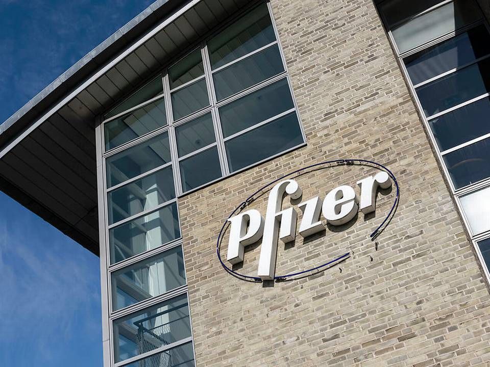 Pfizers danske hovedkvarter i Ballerup arbejder sammen med Lægemiddelstyrelsen herhjemme om at orienterer læger om EMA's nye advarsel om at bruge medicinalgigantens Xeljanz i høje doser. | Foto: Ritzau Scanpix/Christian Lindgren