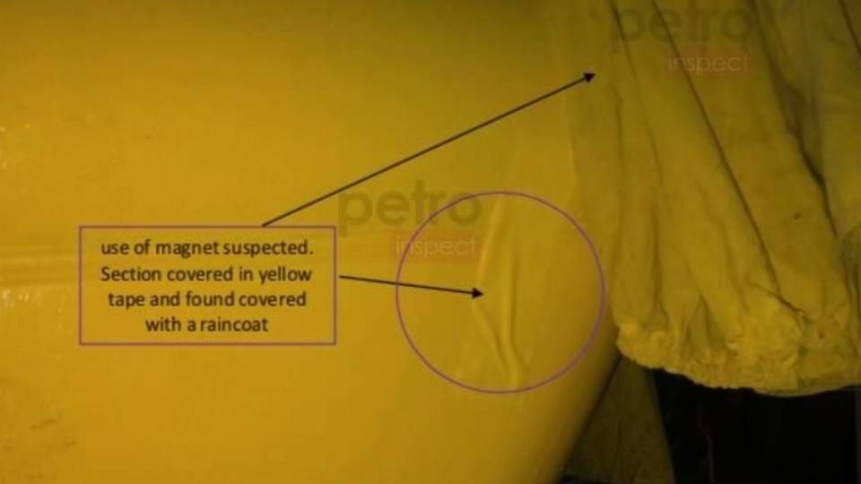 Inspektionsselskabet Petro Inspect har tidligere offentliggjort billeder, som ifølge selskabet indikerer, at en kraftig magnet er blevet brugt til at forstyrre et masseflowmeter i Singapore | Foto: Petro Inspect