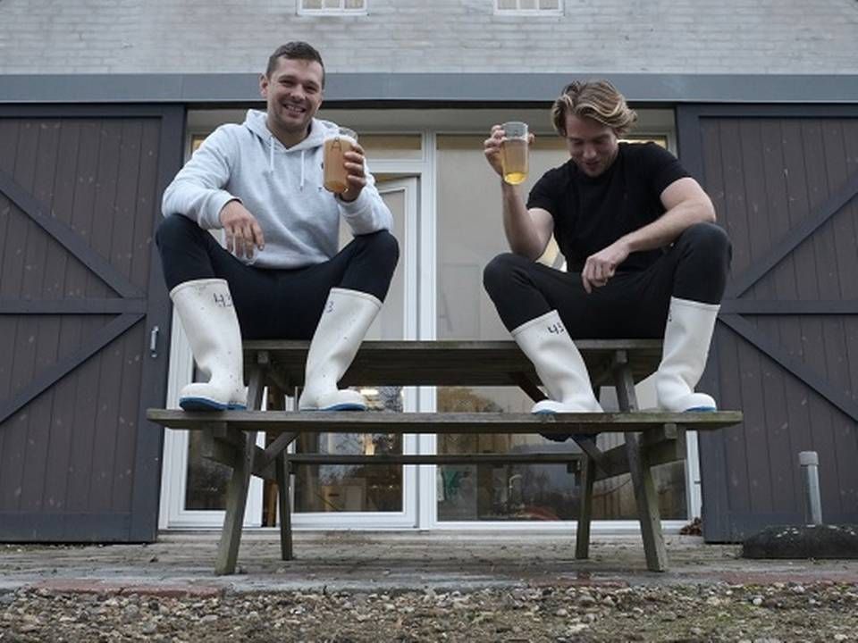 De to stiftere af Bryggeriet Åben. Johannes Karstof til venstre og Phillip Hulgaard til højre. | Foto: PR