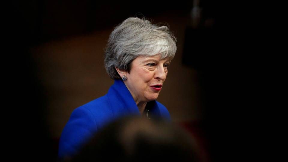"Det er en vanskelig tid for vores parti," siger Theresa May, britisk premierminister. | Foto: Ritzau Scanpix/Reuters/Eva Plevier