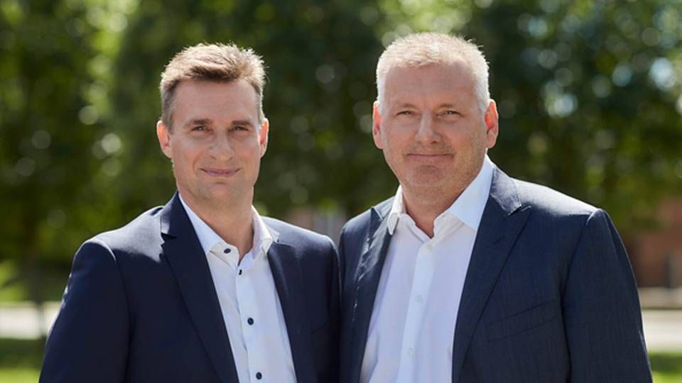 Torsdag fyrede Verdos bestyrelsesformand Torben Høeg Bonde (tv.) topchefen gemmen ti år, Kim Frimer. | Foto: Verdo