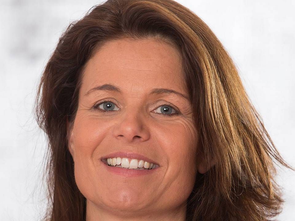 Topchef i danske Roche Diagnostics, Esther De Rooij, er netop er blevet udnævnt til den tilsvarende stilling i Holland. Alligevel fortsætter hun i Danmark, men nu i rollen som "interim". | Foto: Roche Diagnostic