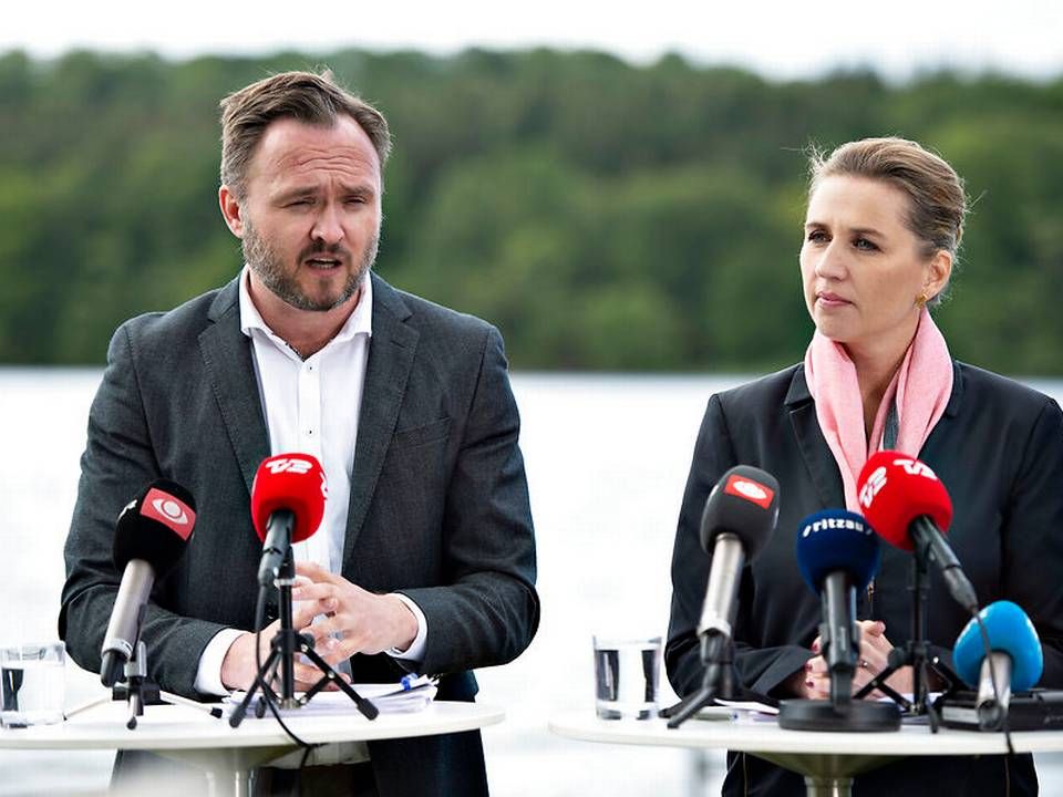 Mette Frederiksen og Dan Jørgensen fra Socialdemokratiet ses her ved præsentation af klimaudspil i Silkeborg, onsdag den 29. maj 2019. | Foto: Henning Bagger/Ritzau Scanpix