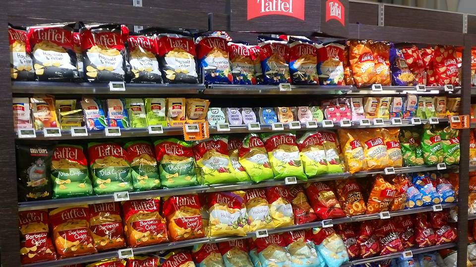 Estrella har en række produkter af mærket Taffel på de danske supermarkedshylder. Men selskabets markedsføring af sine linsechips har været lige lovlig frisk, mener Fødevarestyrelsen. | Foto: Estrella / PR