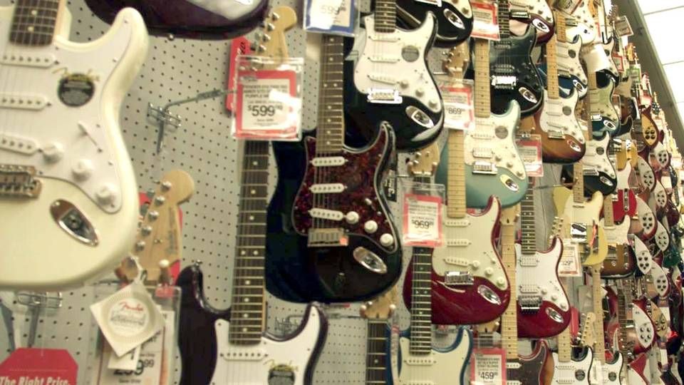 Der bliver færre butikker, hvor kunder kan købe instrumenter. | Foto: Torben Stroyer