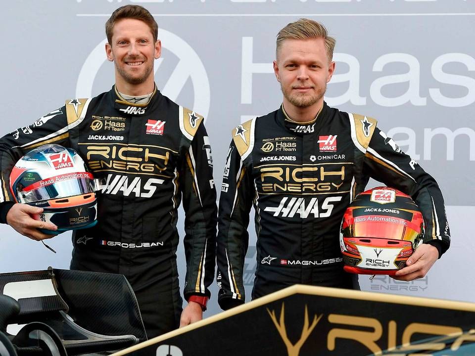 Den danske Formel 1-kører Kevin Magnussen (th) – her sammen med teamkollega Romain Grosjean – er blandt trækplastrene i Ekstra Bladets digitale abonnementsunivers. | Foto: Lluis Gene/AFP/Ritzau Scanpix