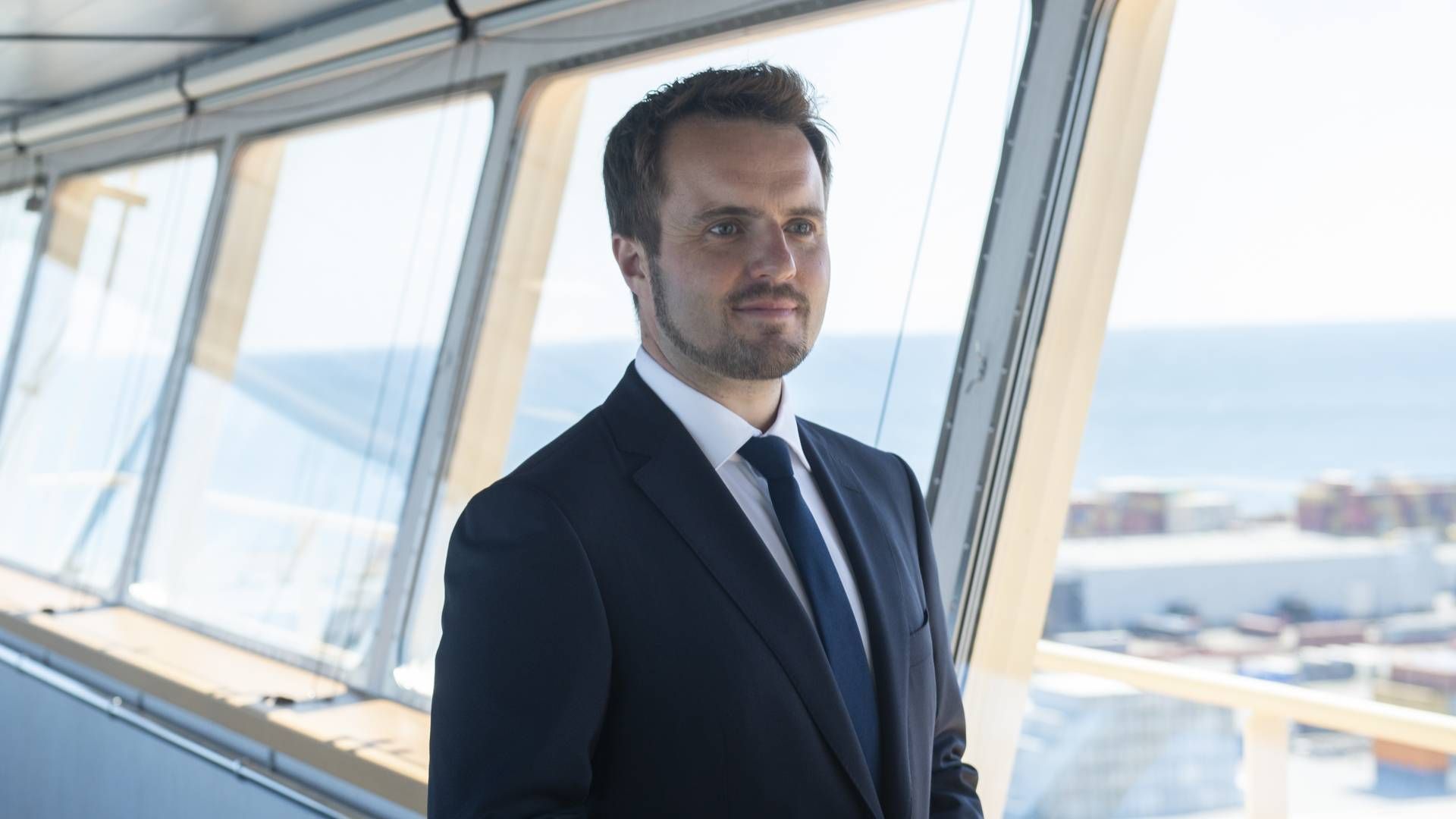 Erhvervsminister Simon Kollerup (S) varsler hård linje over for banker, der bryder loven. | Foto: Stine Rasmussen/JPA