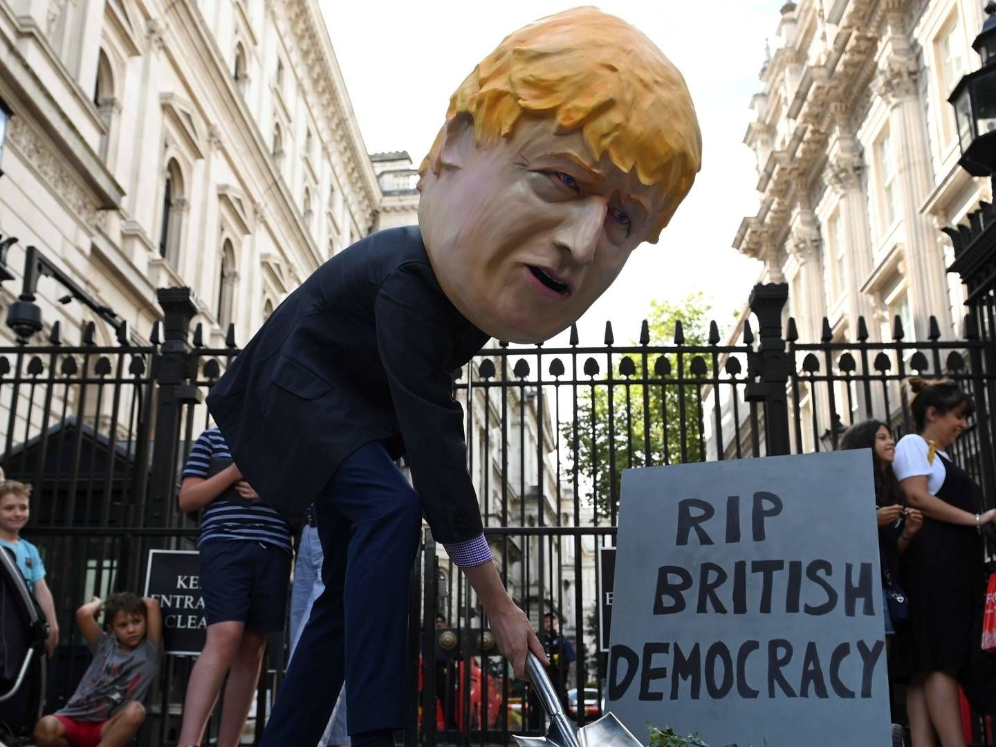 Planerne om at suspendere det britiske parlament har fået folk på gaden. | Foto: Daniel Leal-Olivas/AFP / AFP