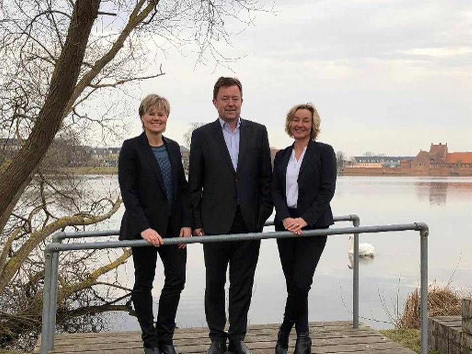 Danbolig Erhverv-partnerne Susanne Vang Pedersen (tv.), Johnny Hallas og Dorthe Mills (th.) | Foto: Danbolig / PR