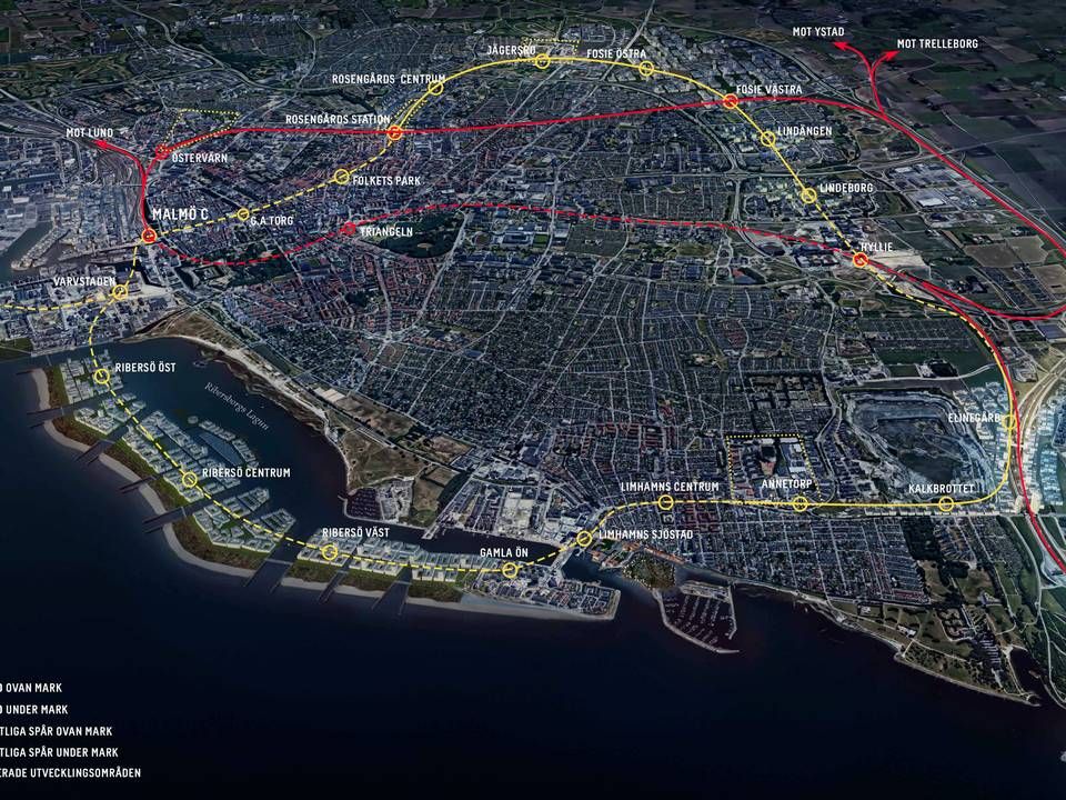 De gule linjer på kortet viser forslag til, hvor en kommende metro i Malmö kan gå. Længst til venstre i billedet er vist en afgrening mod København på den anden side af Øresund. Nederst til højre i billedet er vist den nuværende togforbindelse til Danmark. | Foto: PR-visualisering: Sweco