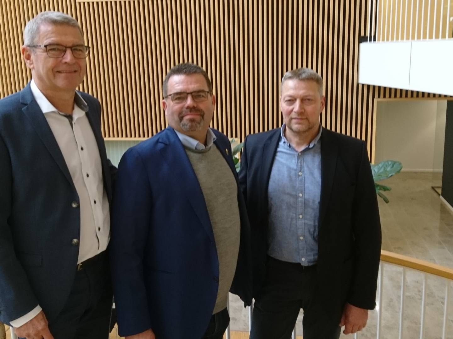 Fra venstre: Jan Winther, direktør i LMO, Torben Lyngsøe Povlsen, formand for Centrovice og Nis Kristian Hjort, formand for LMO. | Foto: Katrine Stampe, Watch Medier