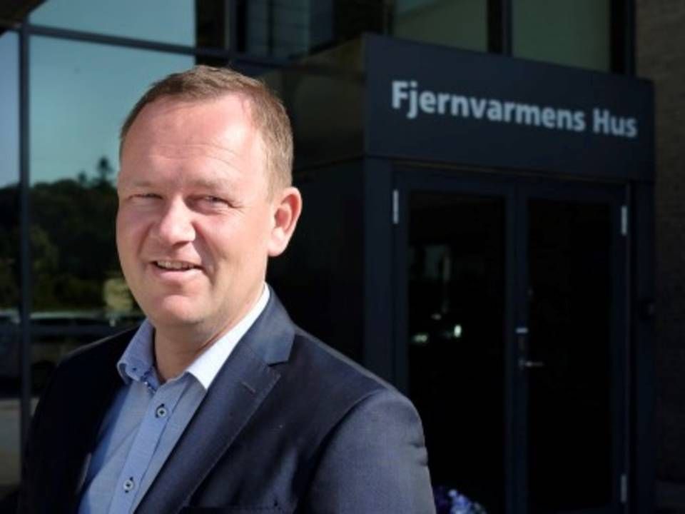 Jesper Frost Rasmussen, Venstre-borgmester i Esbjerg og formand for Dansk Fjernvarme, opfordrer regeringen til at komme fjernvarmekunder, som har oplevet store prisstigninger, til hjælp. | Foto: Dansk Fjernvarme