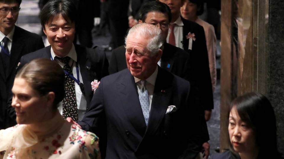 Britiske prins Charles , da han onsdag overværede indsættelsen af Japans nye kejser. I forgrunden til venstre Sveriges kronprisse Victoria. | Foto: Kim Hong-Ji / Reuters / Ritzau Scanpix